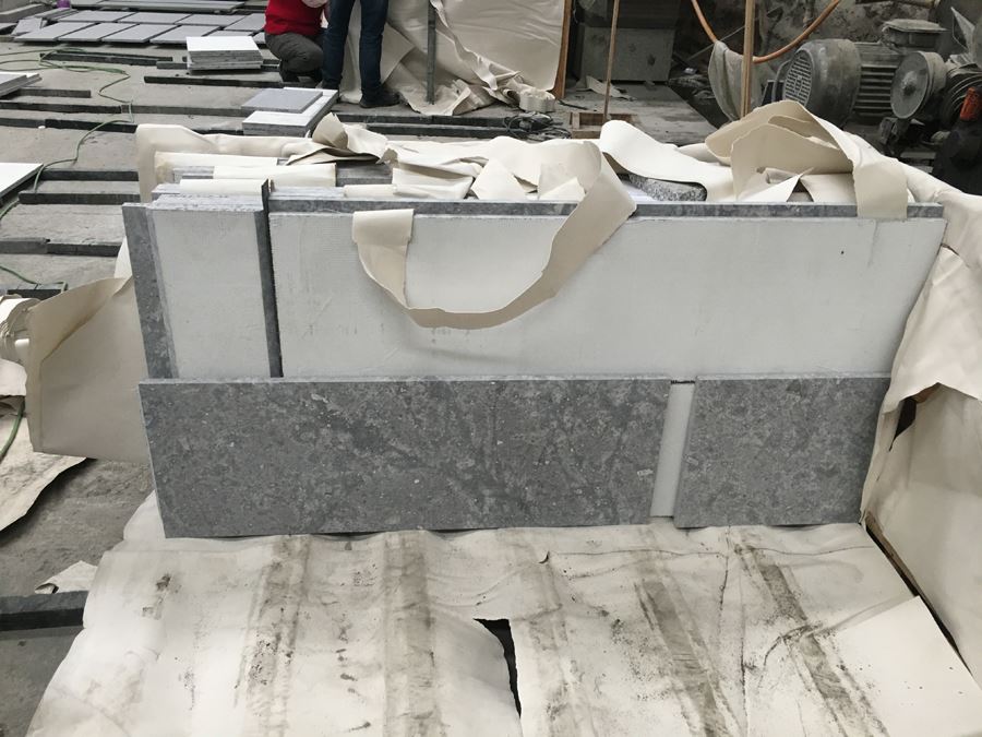 Silver Fox Granite Tiles Packing